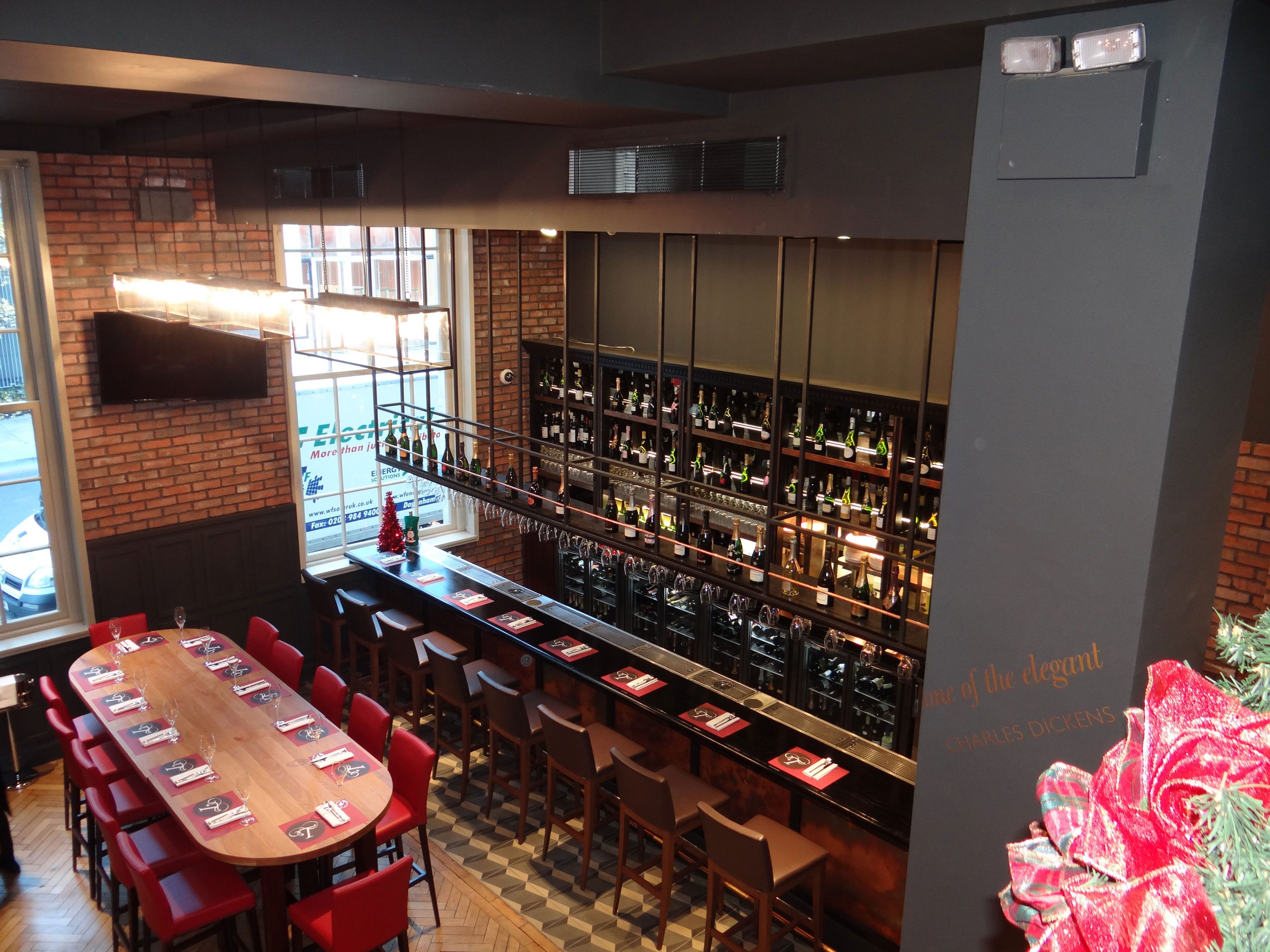 London Restaurant Bar